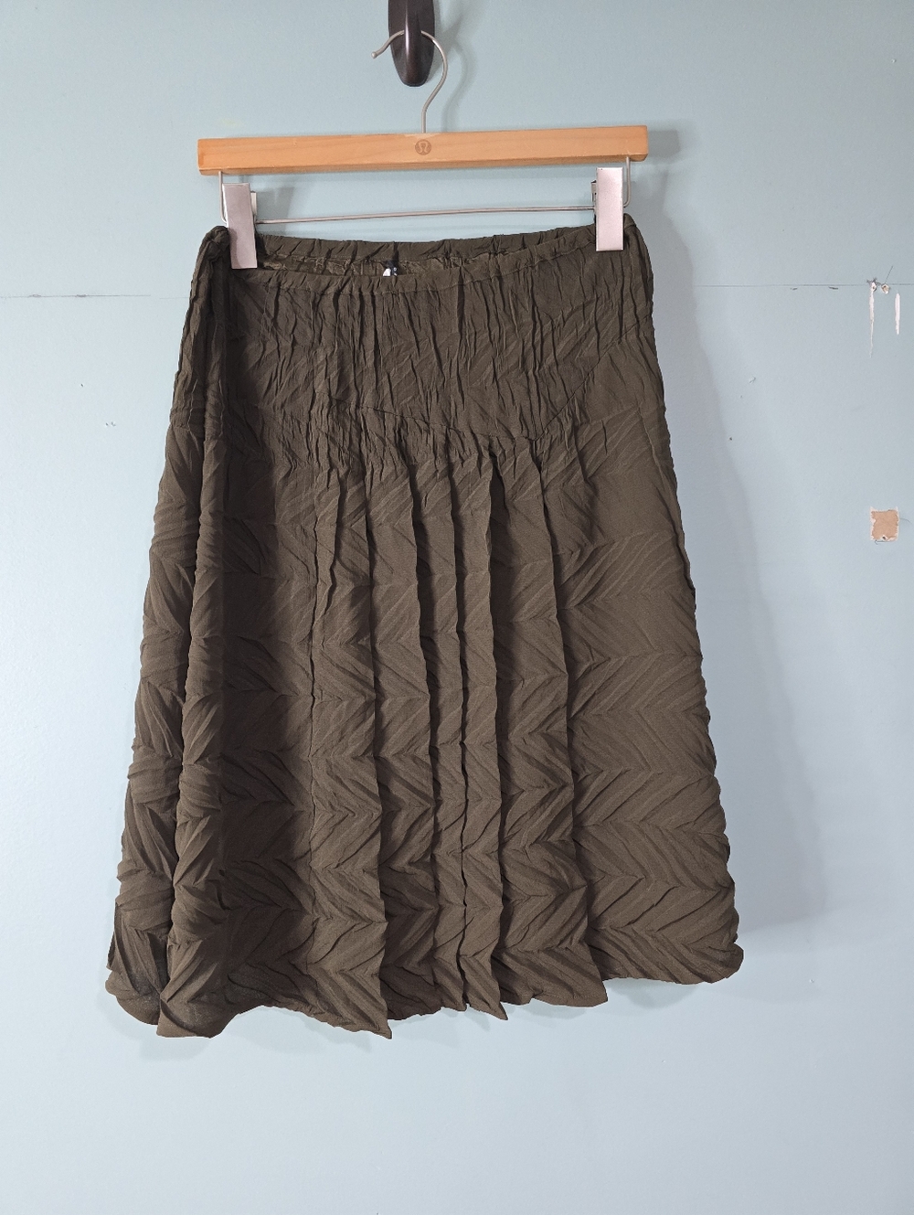 Babette San Francisco Lagenlook Minimalist Pleated Crinkle Green Midi Skirt XS